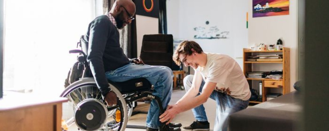 Pflegefachkraft, Altenpfleger *in (m/w/d), 1. Bild