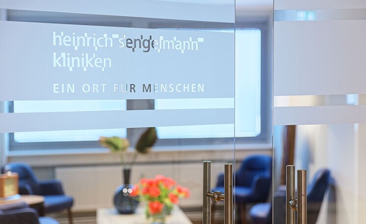 Pflegefachperson (w/m/d) für DAUER-Nachtdienst, 1. Bild